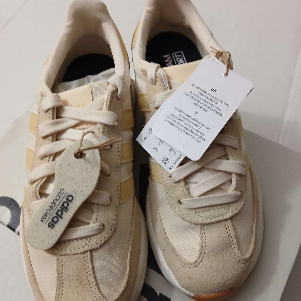 Adidas Women's Cream Sneakers Size 6 New $55 - Picture 12 of 13